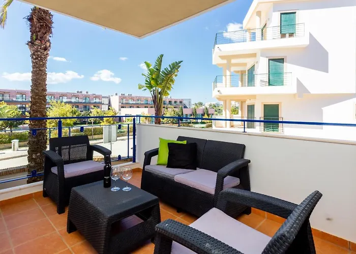 Mira Baia - Meia Praia Family Apartment